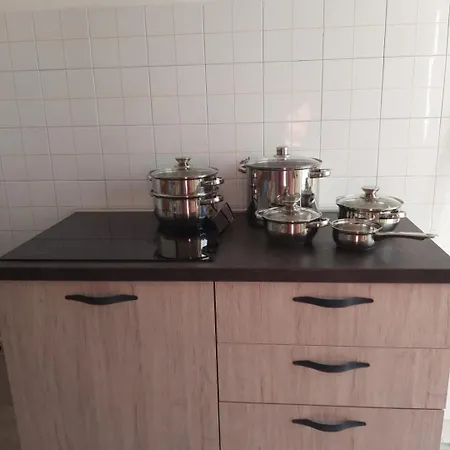 Villa Wow Al A Pochi Passi Dalla Con 3 Da Letto E 3 Bagni Indipententi Sita A 50 Mt Dai Lidi Torre Lapillo