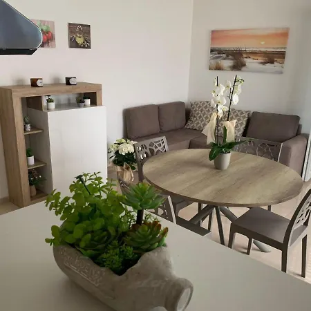 Eco-villa Seaside: Luxury Steps From *