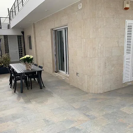 Villa Eco-villa Seaside: Luxury Steps From *